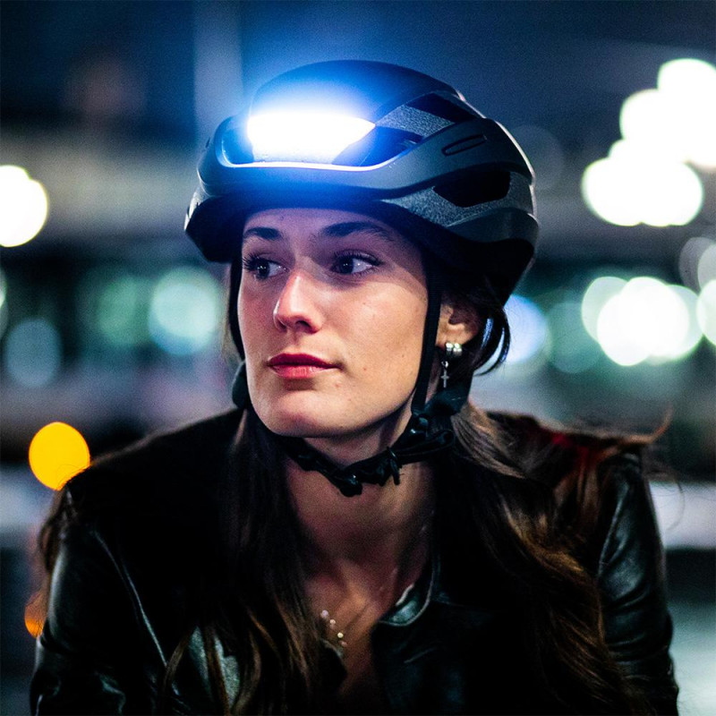 Casque lumineux pour vélo et trottinette électrique Ultra - Taille M / L -  Lumos