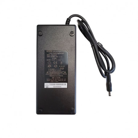 Chargeur de batterie 800Ah - 4260551589850 - Blackweek DE