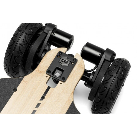 Longboard Electrique EVOLVE GTR Bambou Tous Chemins