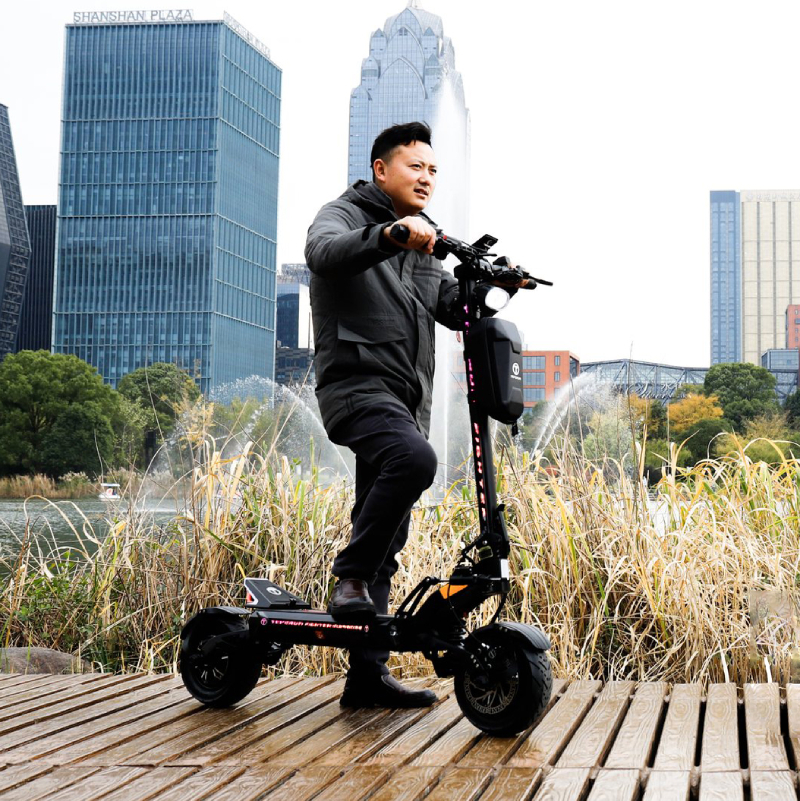 TROTTINETTE ÉLECTRIQUE TEVERUN Blade Mini BY MINIMOTORS Modèle